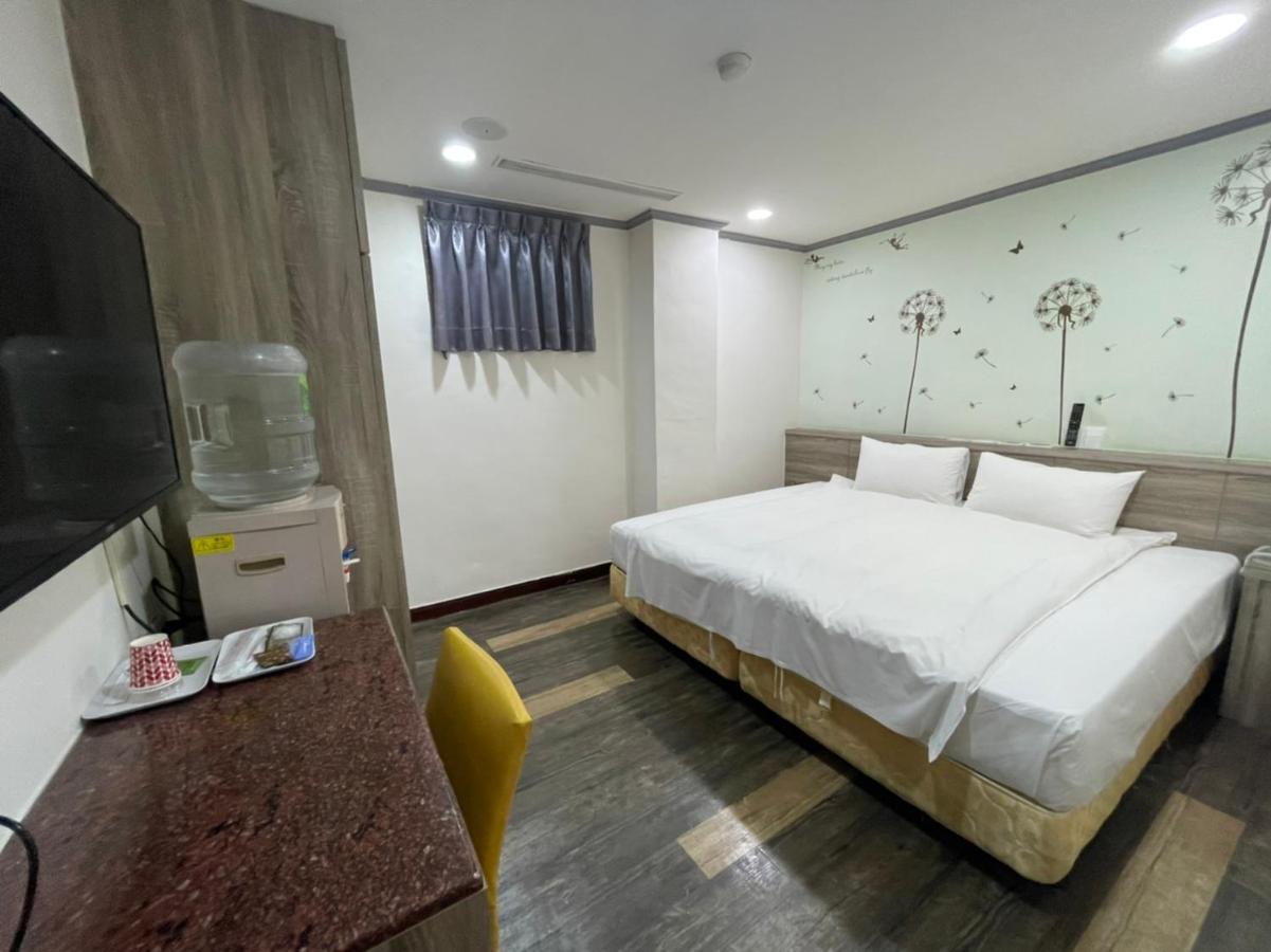 A22 Wei Lu Hotel Zhongli Exterior photo