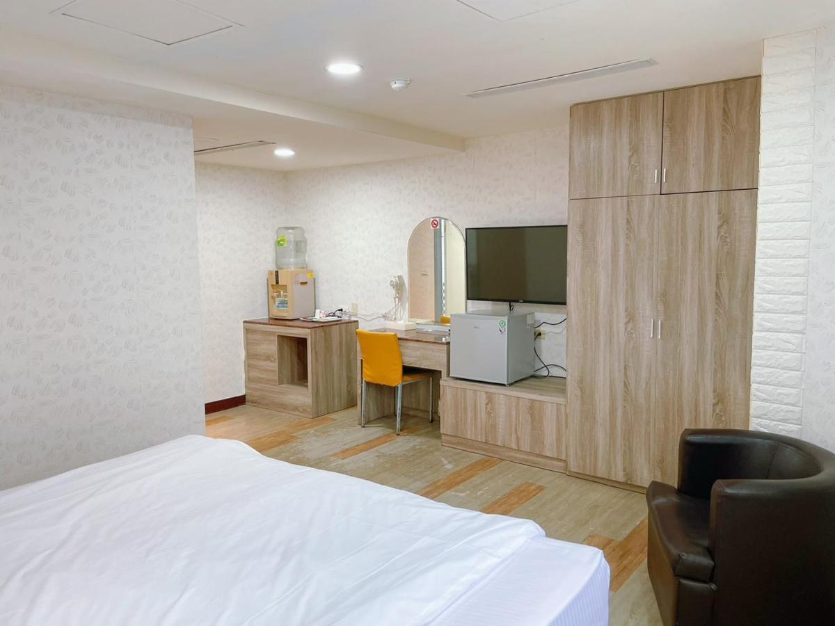 A22 Wei Lu Hotel Zhongli Exterior photo